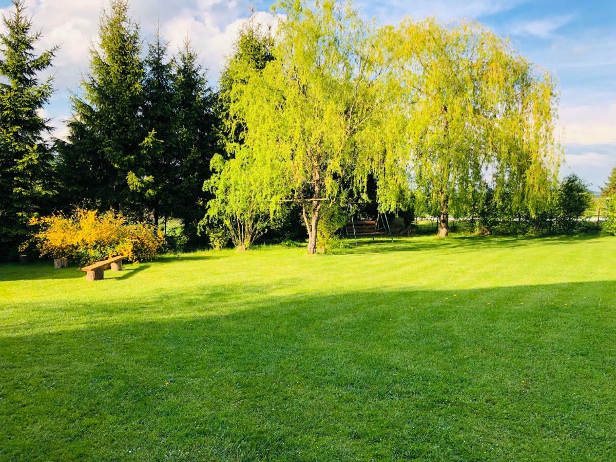 Nibylandia Dom Pod Lasem Nowa Wies Grodziska Exterior photo